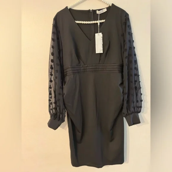 NWT| Maternity Swiss Dot Chiffon Sleeves Dress - Picture 4 of 8